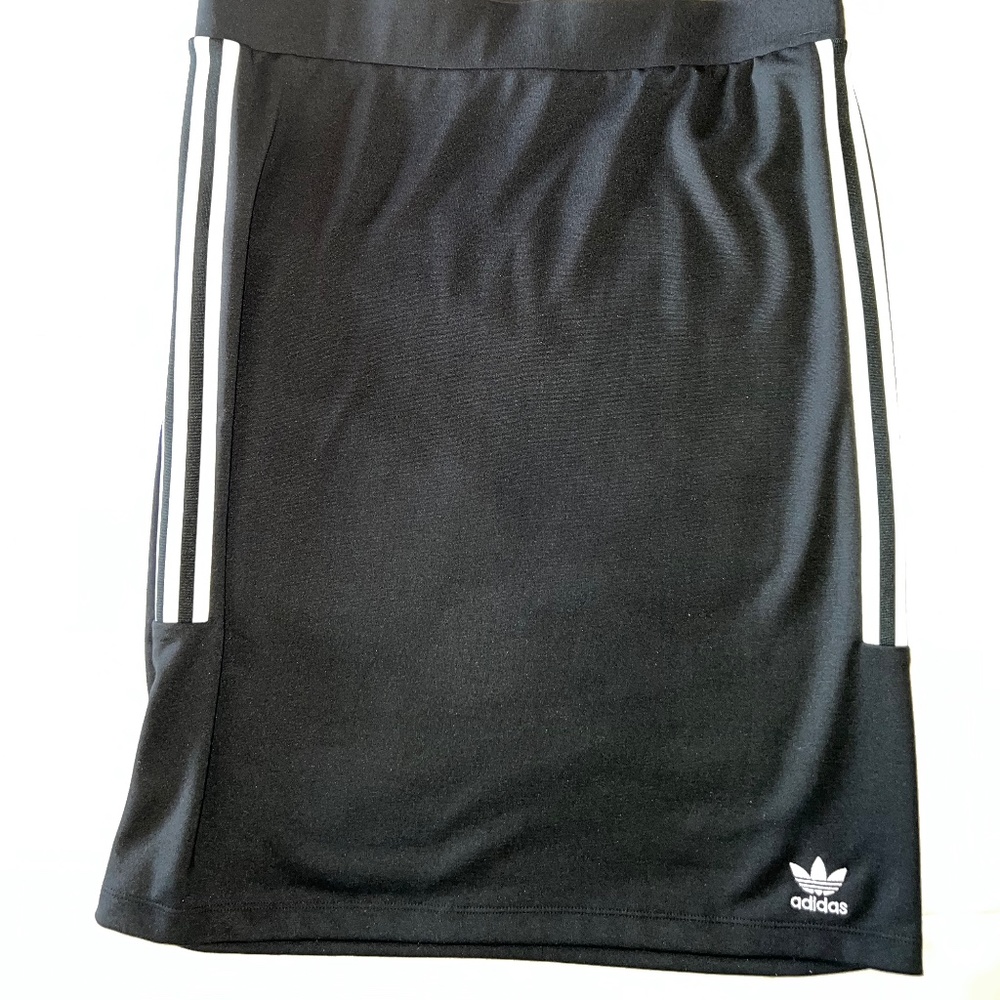 Adidas Originals 3-Stripe Skirt-Black size large